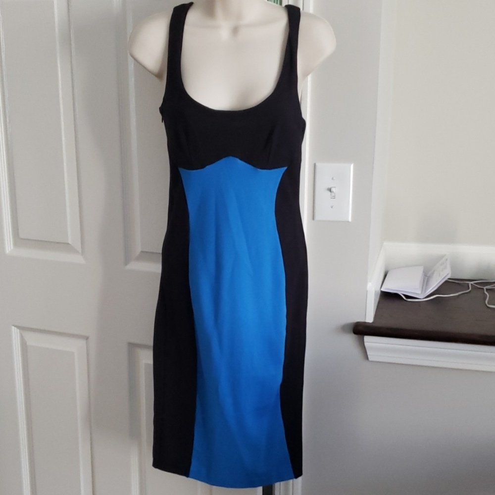 Sleeveless black and blue illusion midi dress